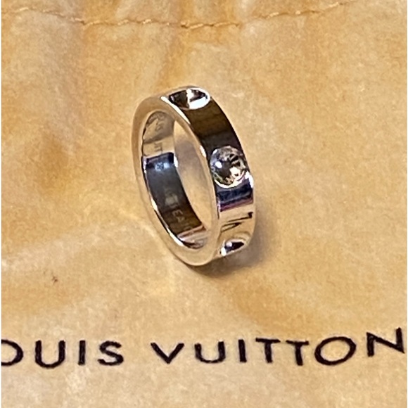 LOUIS VUITTON 18K WHITE GOLD EMPRIENTE BAND RING - Picture 1 of 9